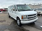 2000 Chevrolet Express 3500 image 2