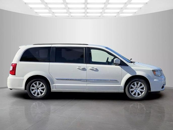 2013 Chrysler Town & Country