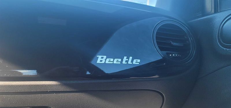 2014 Volkswagen Beetle Entry image 32