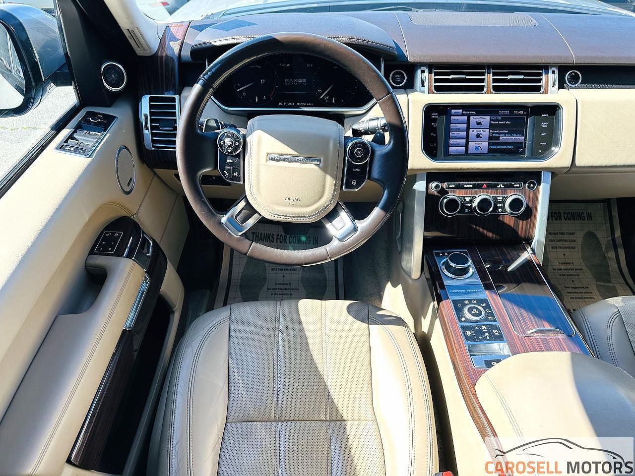 2013 Land Rover Range Rover HSE image 15