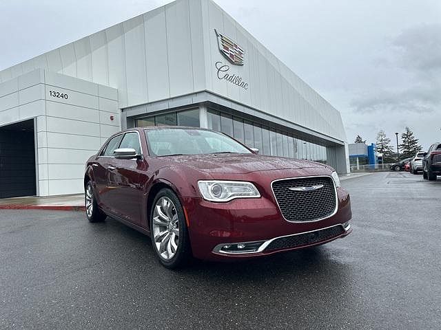 2017 Chrysler 300 C image 0