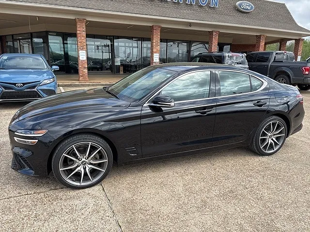 2023 Genesis G70