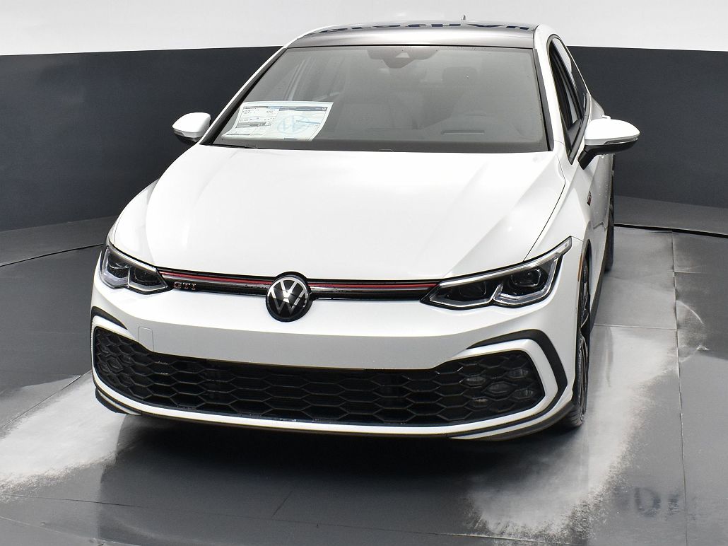 2024 Volkswagen Golf Autobahn image 3