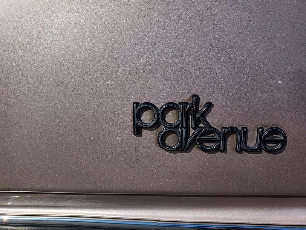 1988 Buick Electra Park Avenue image 10