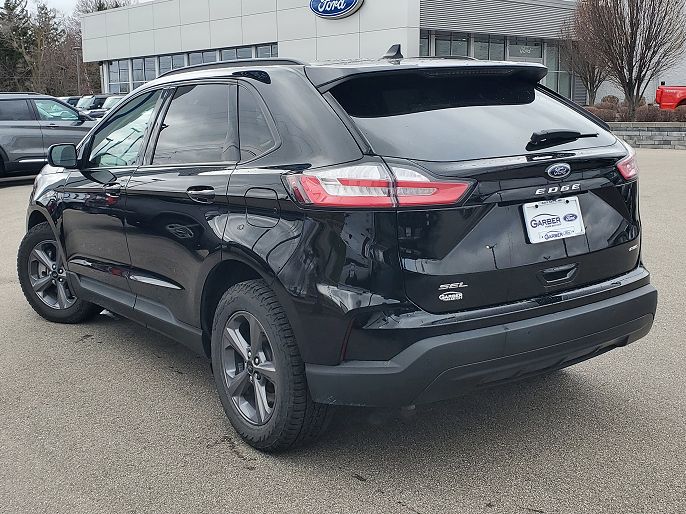 2023 Ford Edge