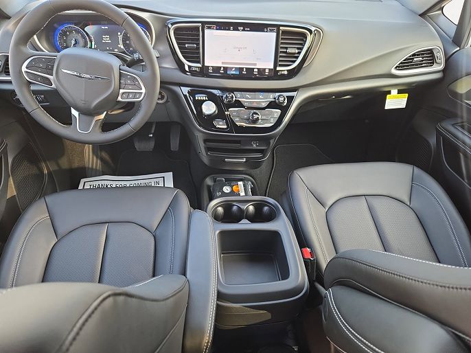 2026 Chrysler Voyager