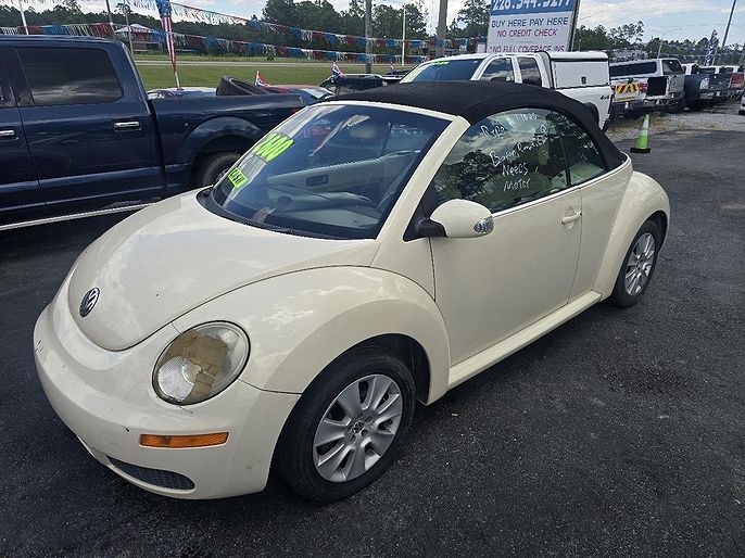 2008 Volkswagen New Beetle