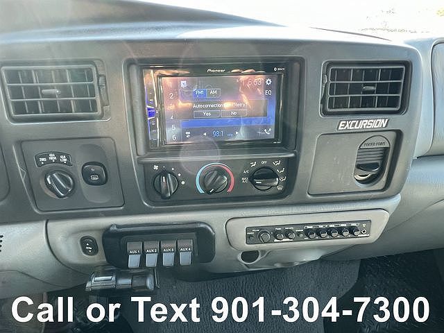 2005 Ford Excursion XLT image 31