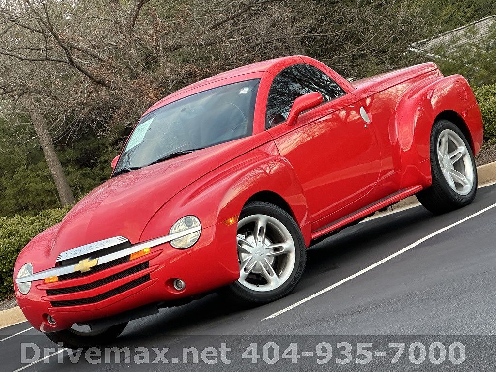 2004 Chevrolet SSR null image 0