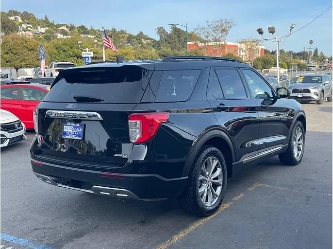 2022 Ford Explorer