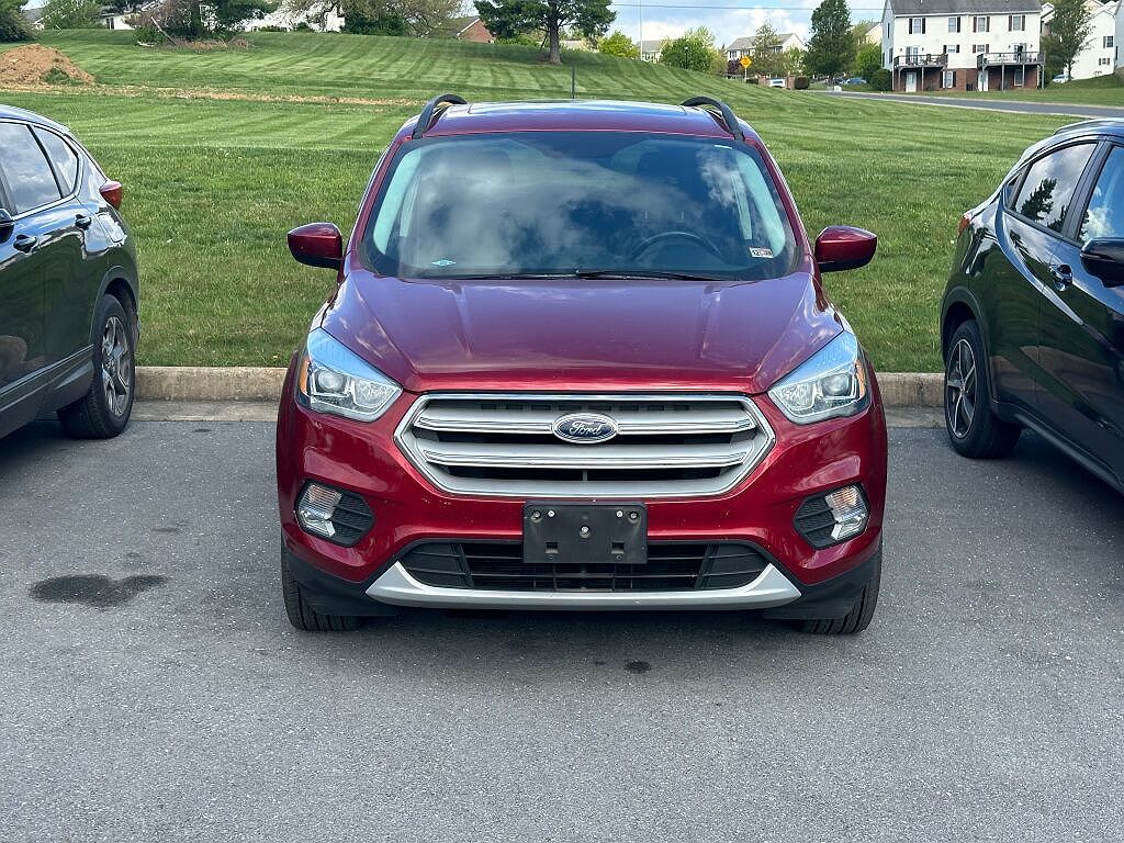 2018 Ford Escape SEL image 1