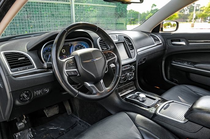 2015 Chrysler 300