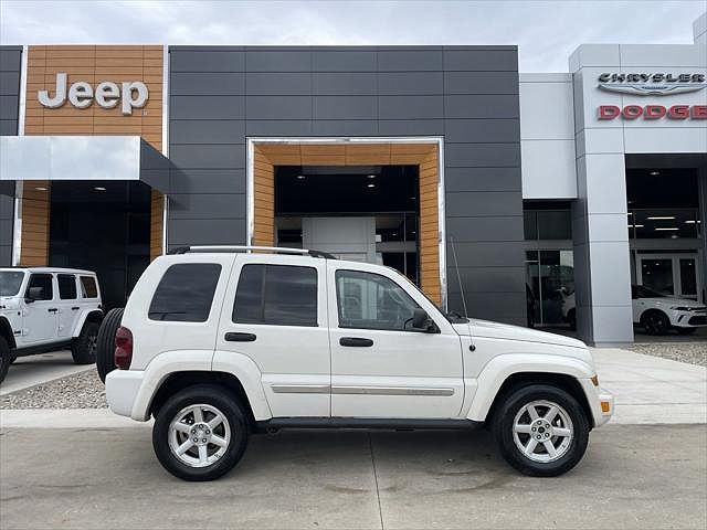 2005 Jeep Liberty Limited Edition image 2