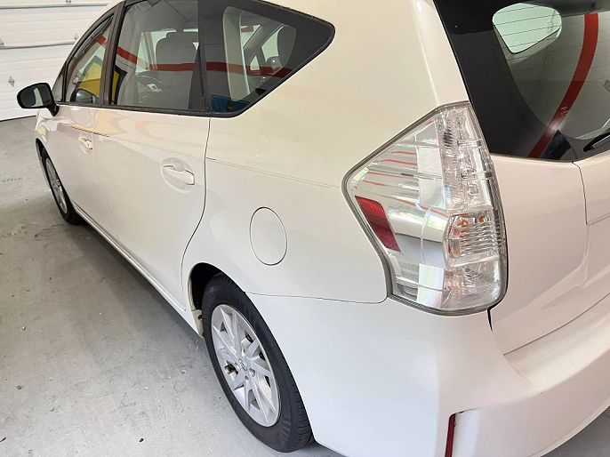 2012 Toyota Prius v