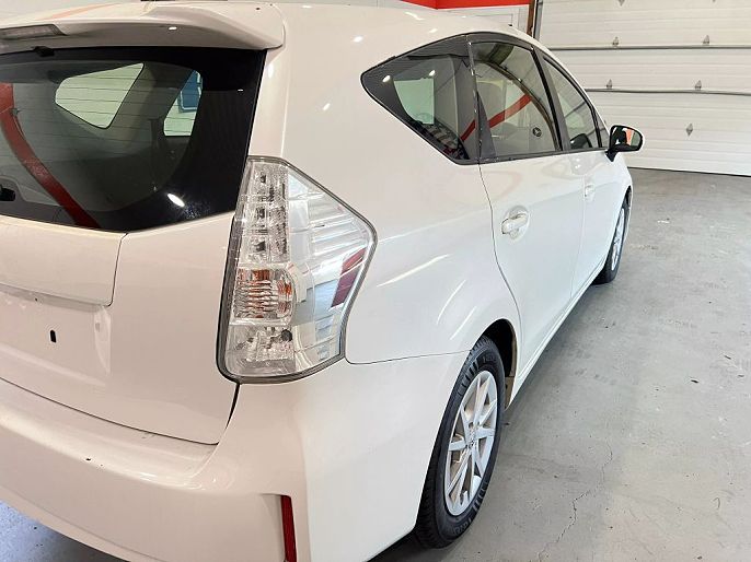2012 Toyota Prius v