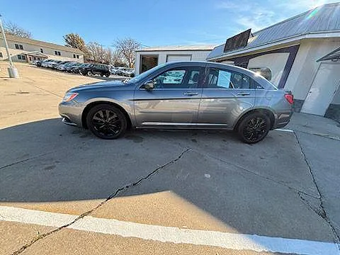 2012 Chrysler 200