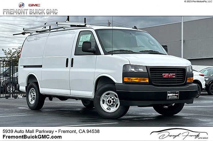 2025 GMC Savana