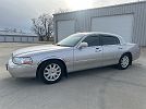 2011 Lincoln Town Car Signature Limited image 5