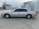 2011 Lincoln Town Car Signature Limited image 6