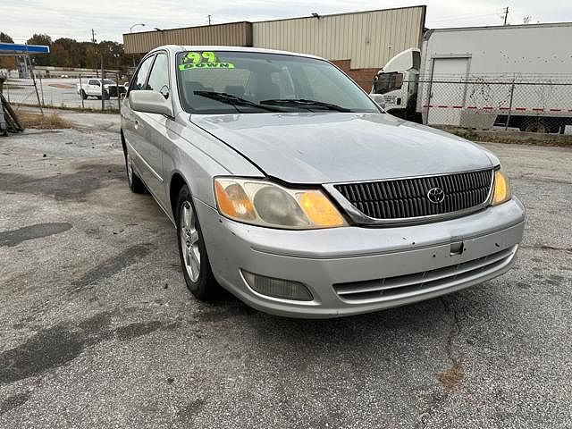 2001 Toyota Avalon XL image 1