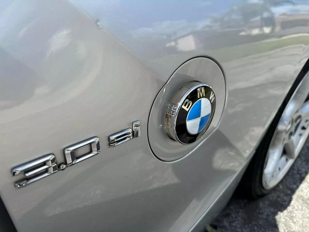 2007 BMW Z4 3.0si image 13