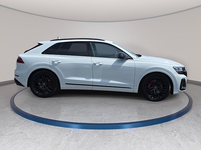 2026 Audi SQ8