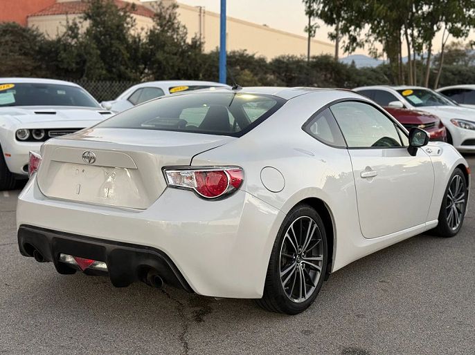 2013 Scion FR-S