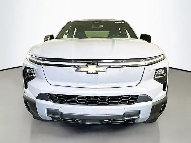 2025 Chevrolet Silverado EV