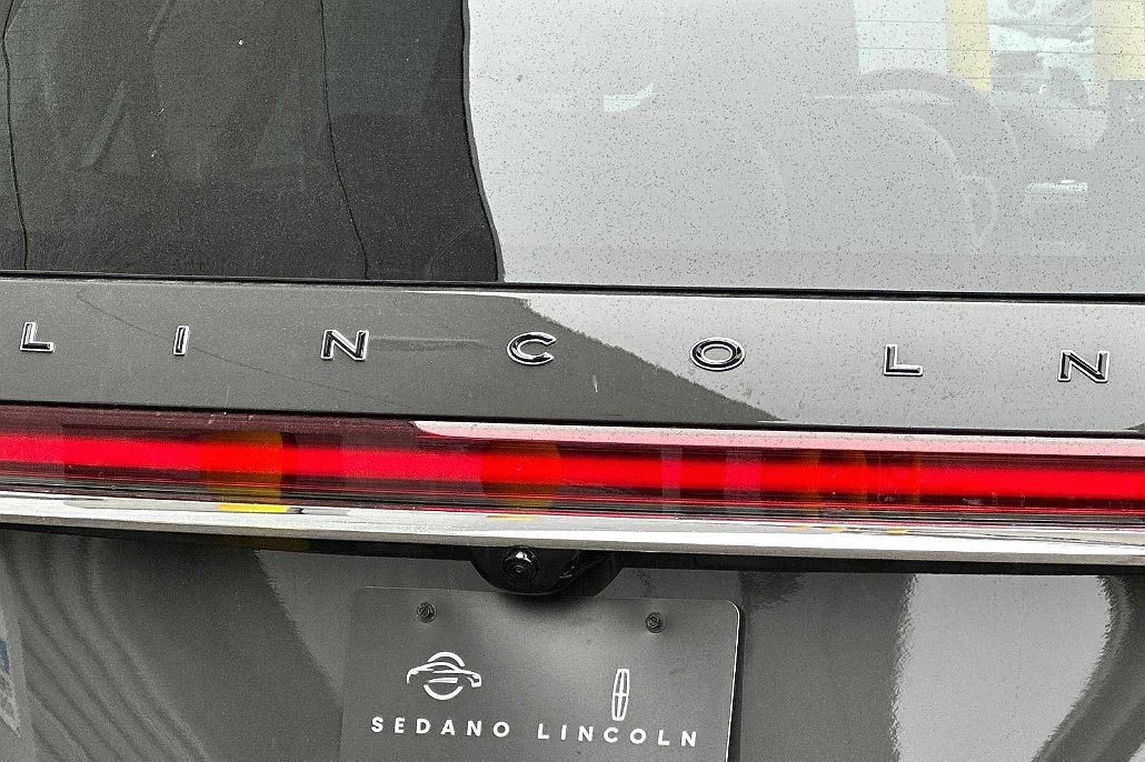 2023 Lincoln Aviator Black Label image 5