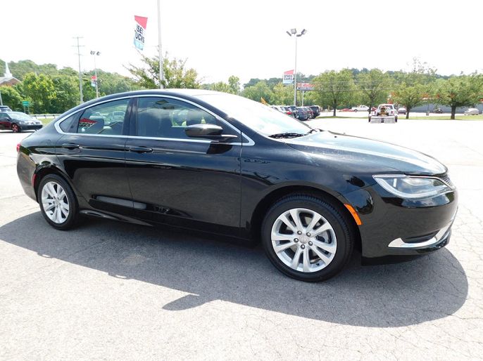 2017 Chrysler 200