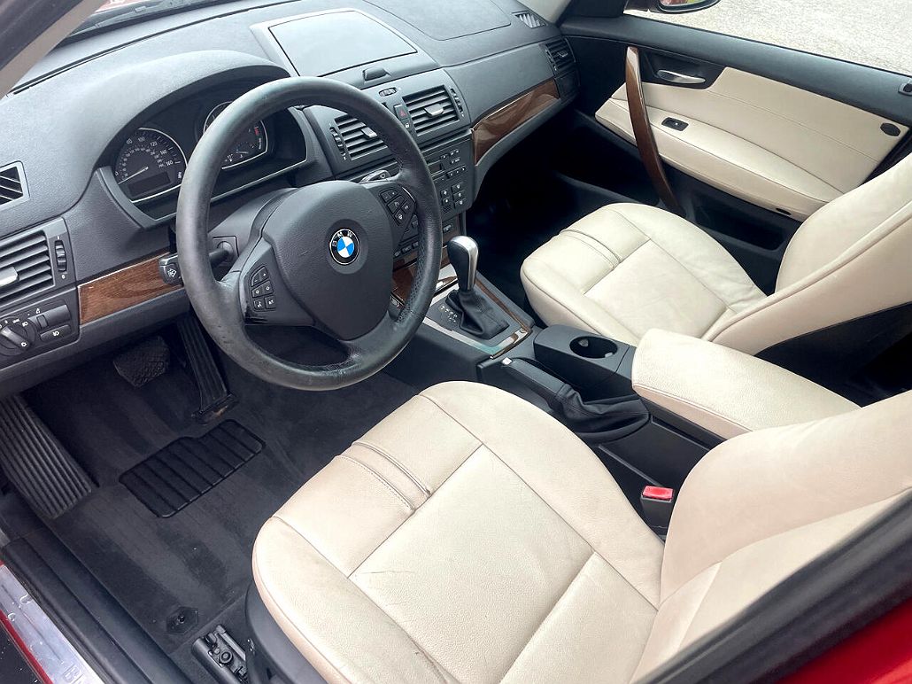 2010 BMW X3 xDrive30i image 3