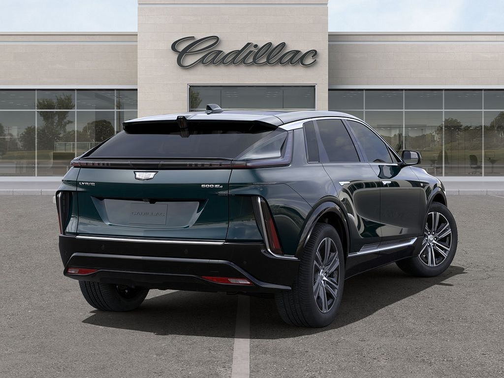2024 Cadillac Lyriq Luxury 2 image 3