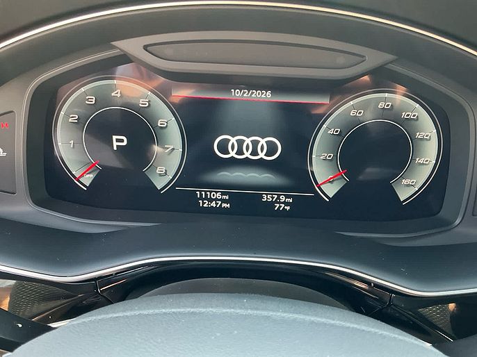 2023 Audi SQ8