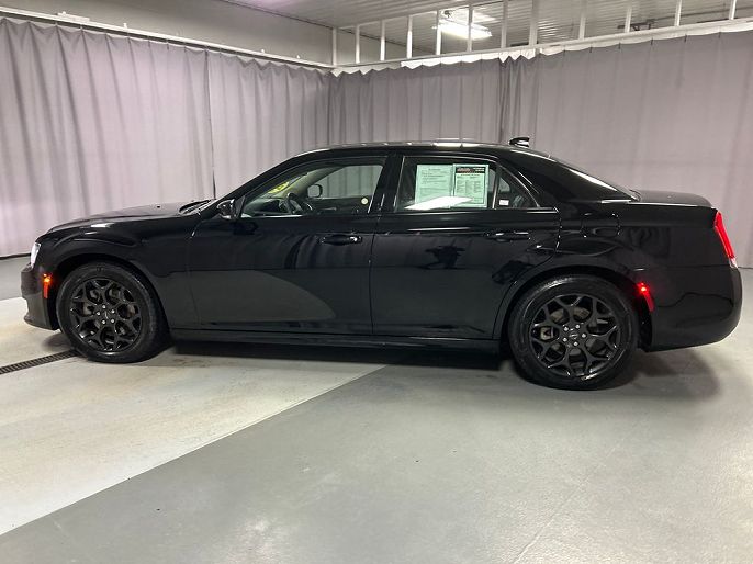 2022 Chrysler 300