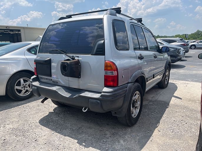 2001 Chevrolet Tracker