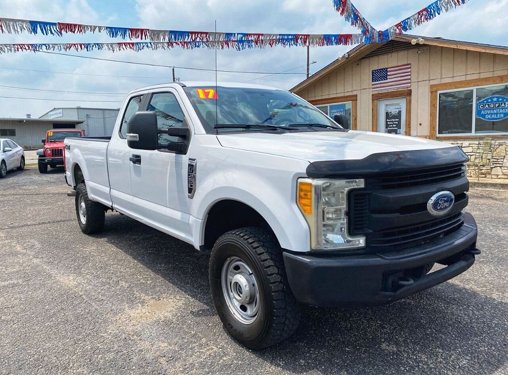 2017 Ford F-350 XL image 2