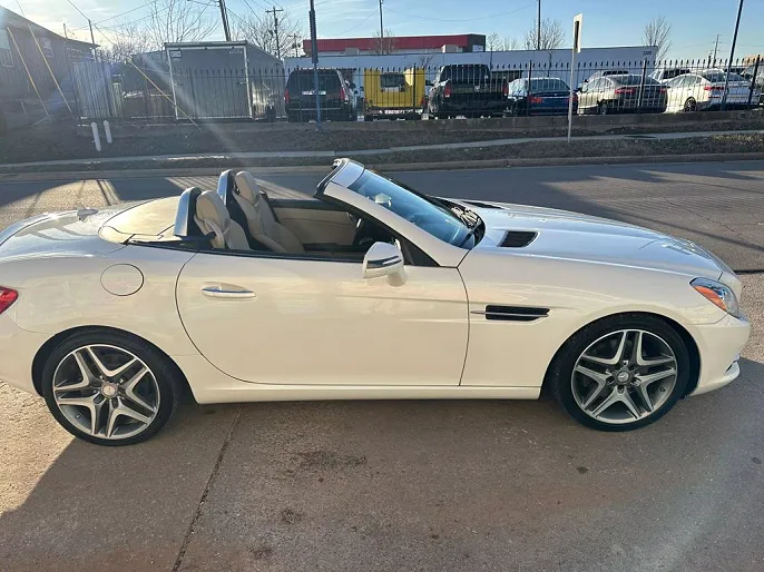 2016 Mercedes-Benz SLK
