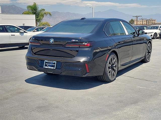 2026 BMW i7