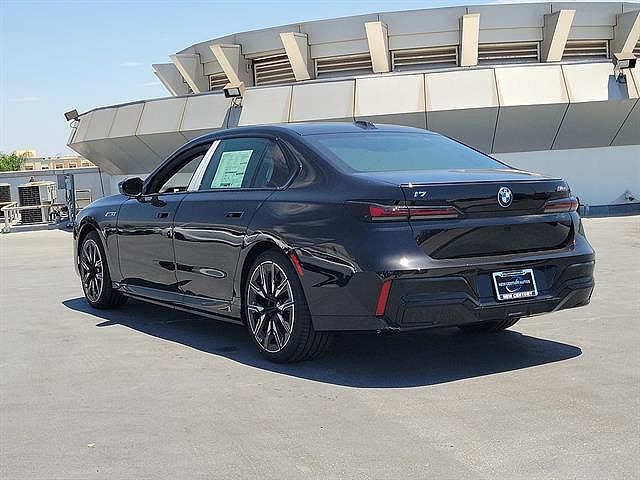 2026 BMW i7