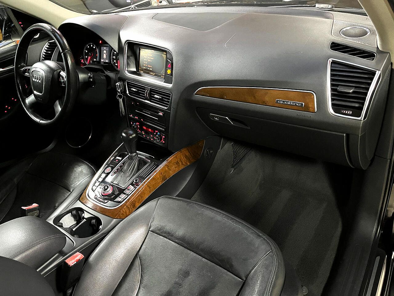 2009 Audi Q5 Premium image 10
