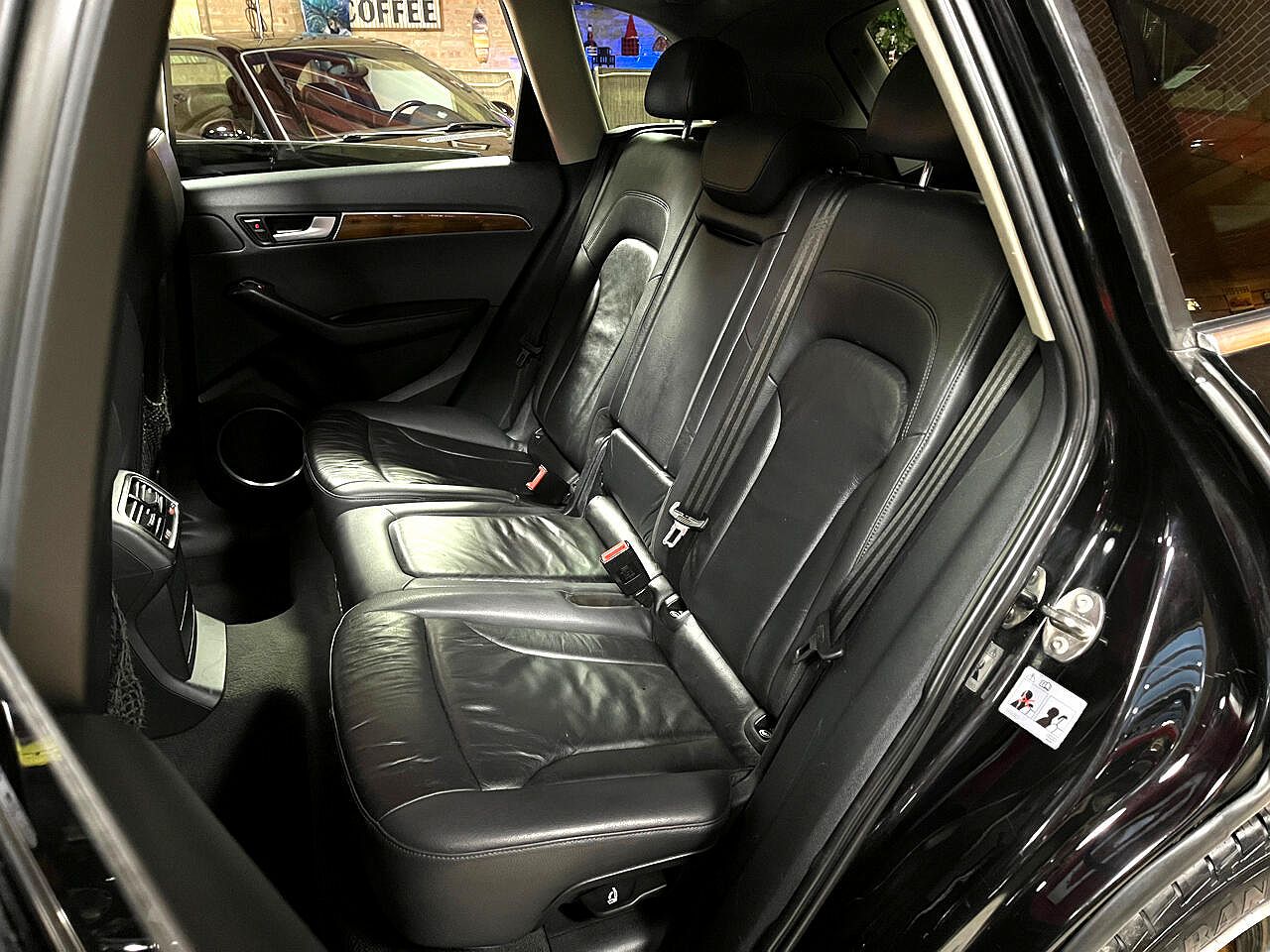 2009 Audi Q5 Premium image 26