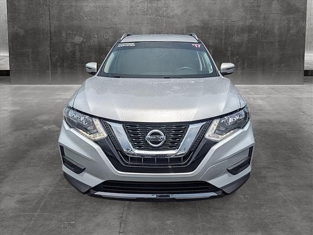 2017 Nissan Rogue SV image 1