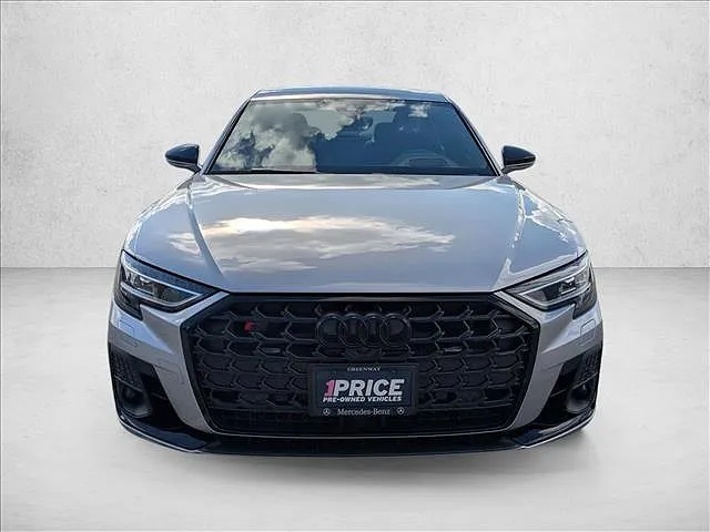 2025 Audi S8