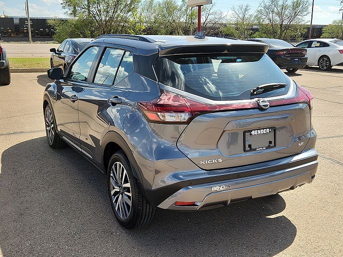 2024 Nissan Kicks