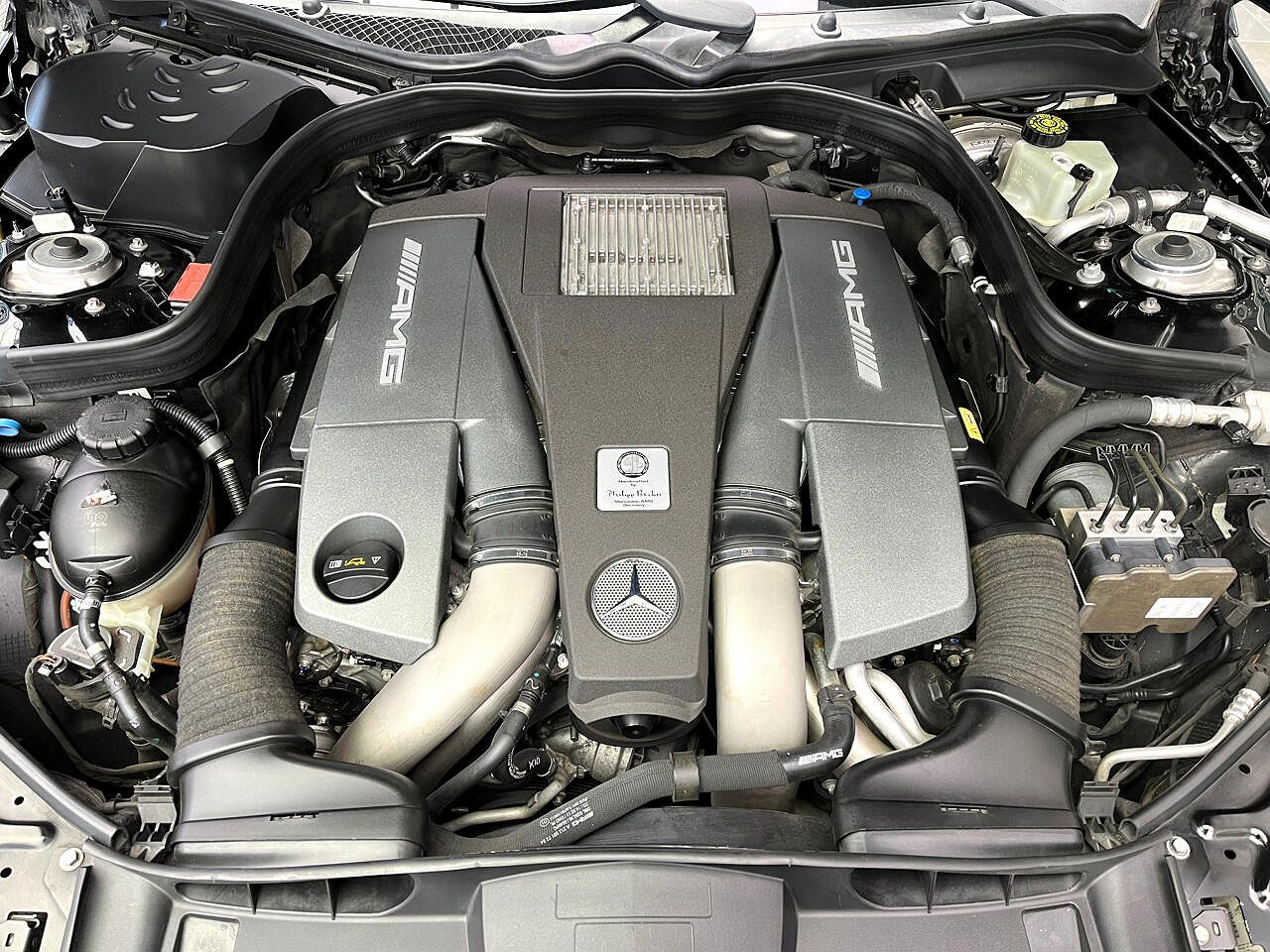 2015 Mercedes-Benz E-Class AMG E 63 image 40