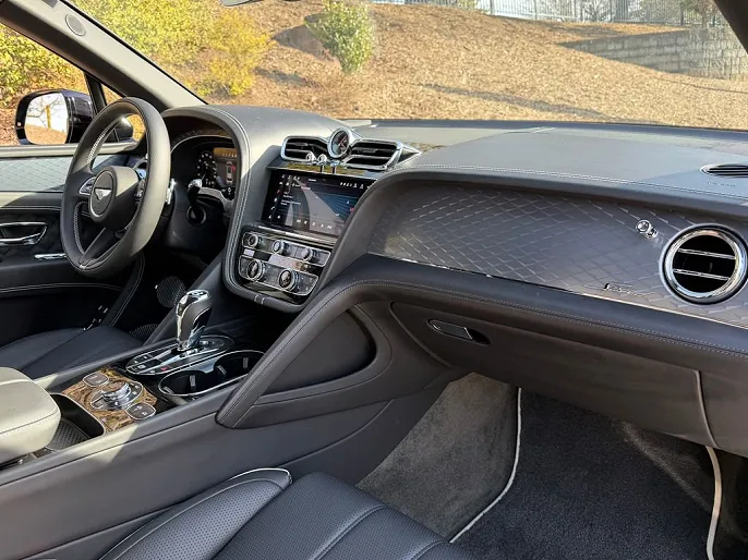 2023 Bentley Bentayga