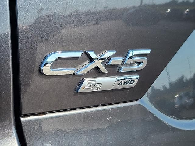 2019 Mazda CX-5 Signature image 3