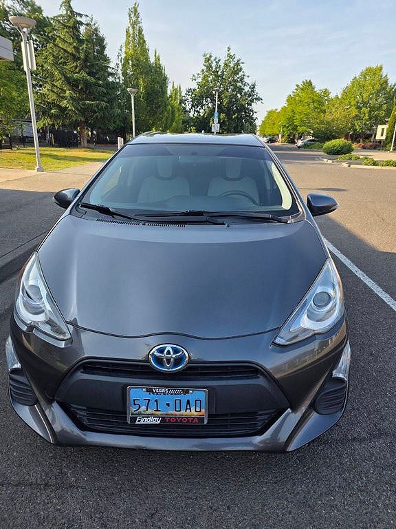 2016 Toyota Prius c