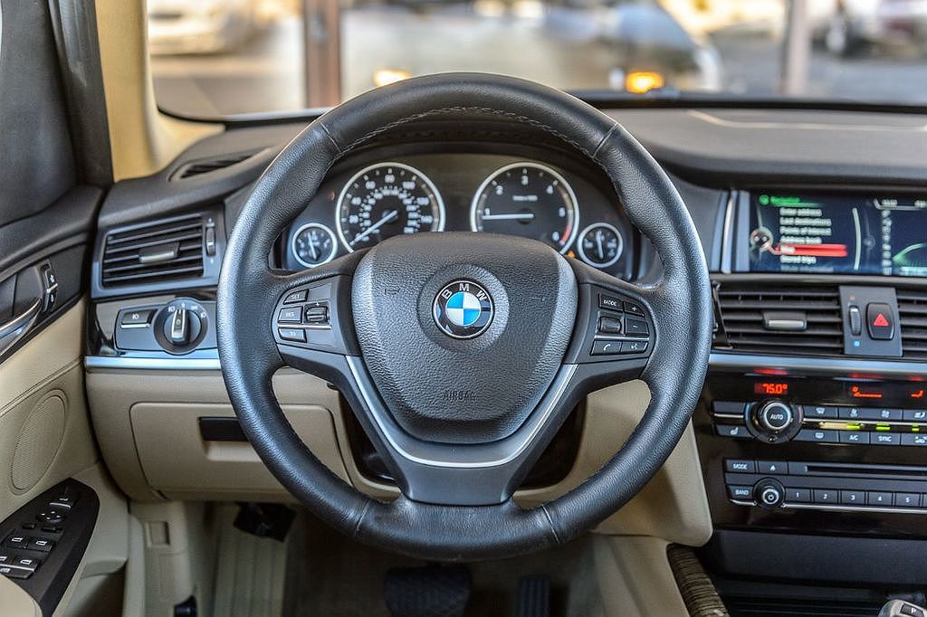 2015 BMW X3 xDrive28d image 28