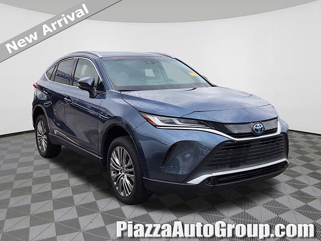 2022 Toyota Venza